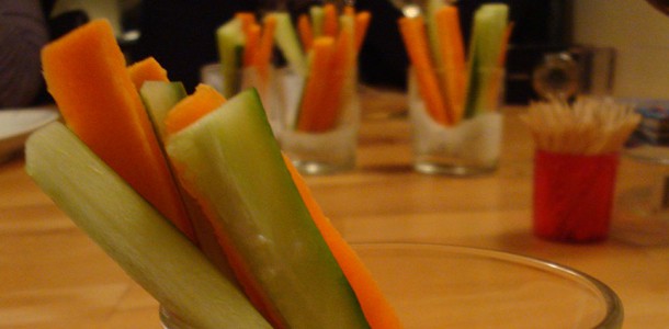 Groentefriet met yoghurtdip