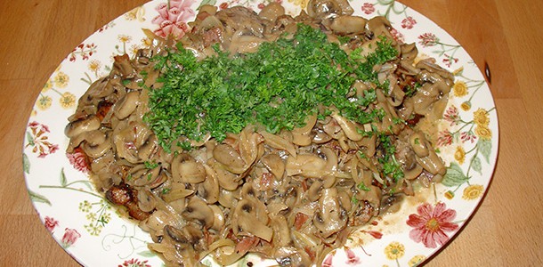 Varkenshaas met paddestoelensaus